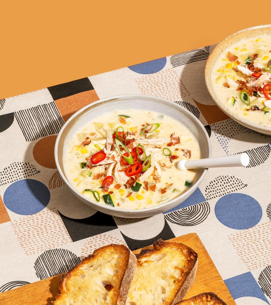 Soupe crémeuse épicée au poulet et aux légumes